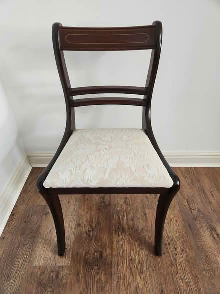 Photo of free Reproduction Mahogany Dining Suite (Ormskirk L40) #3