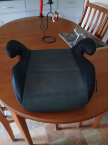 Photo of free Car booster seat (Amesbury SP4) #1
