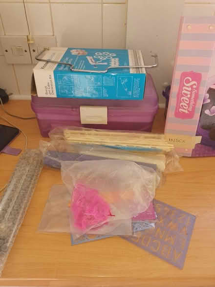 Photo of free Something sweet whole collection (S2 wybourn) #3