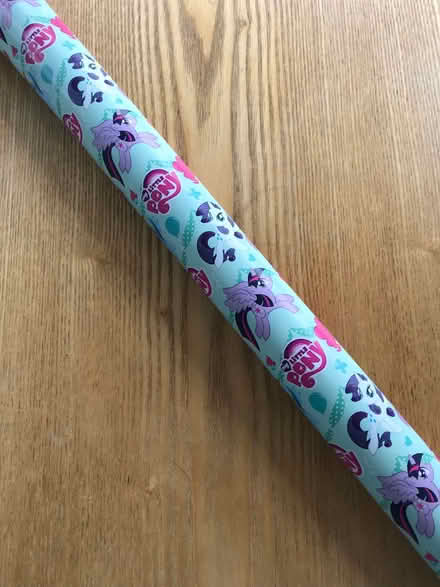 Photo of free Wrapping paper-My Little Pony. (Braintree CM7) #2