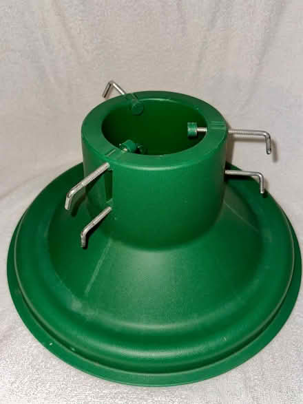 Photo of free Green Plastic Tree Stand (West San Jose 95128) #1