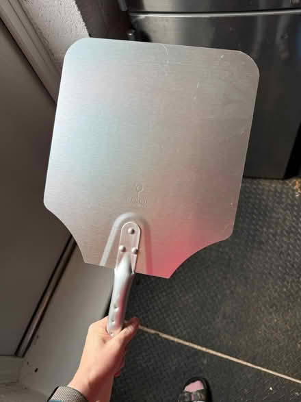 Photo of free Pizza oven thing for moving pizzas (Winchester SO22) #1