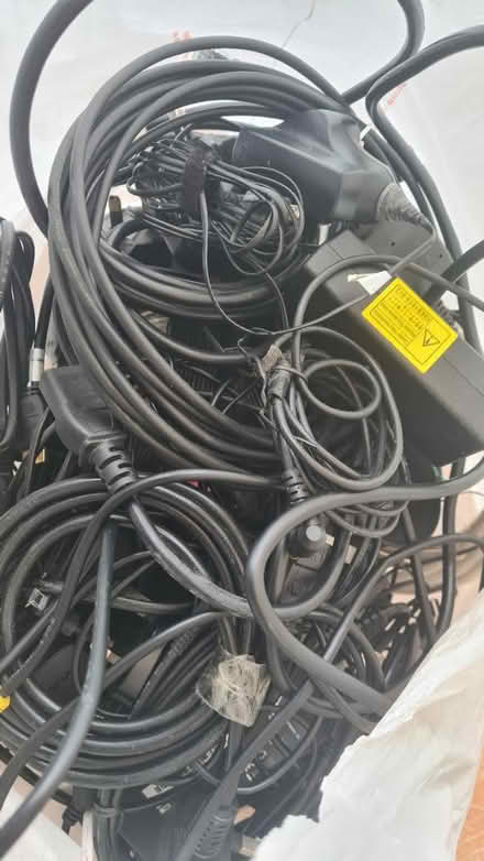 Photo of free A world of cables (Scotstoun G14) #1