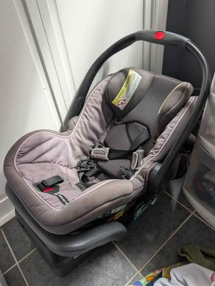 Photo of free Car seat with base (Main St - Pleasant Ln Lombard) #1