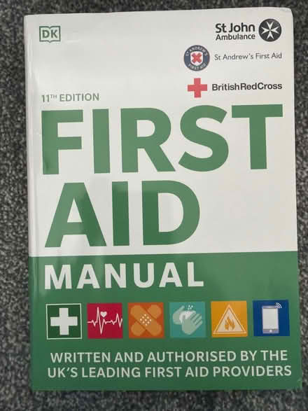 Photo of free First aid book (UB6) #1