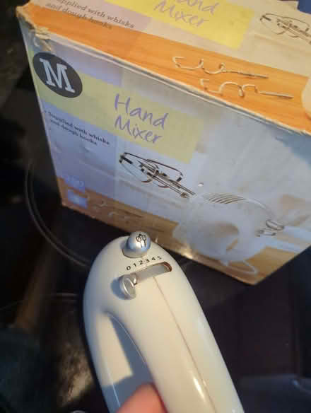 Photo of free Hand mixer with dough hooks and whisks (Dalmarnock G73) #2