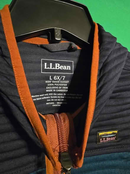 Photo of free Kids LL Bean Hoodie L6X/7 (West 7th) #3