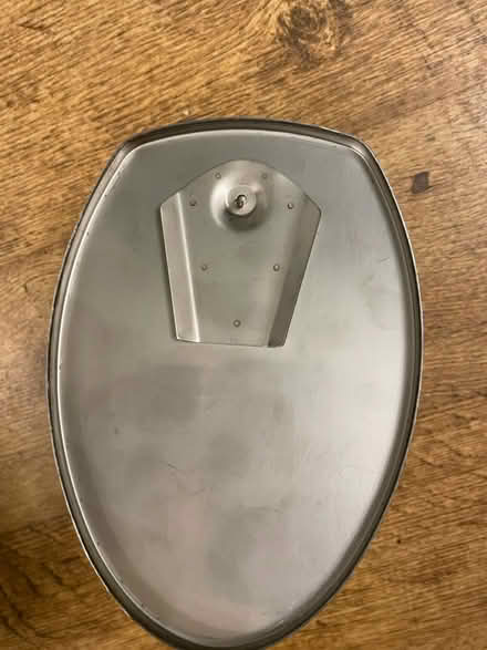 Photo of free Soap dispenser (WV13 Willenhall) #3
