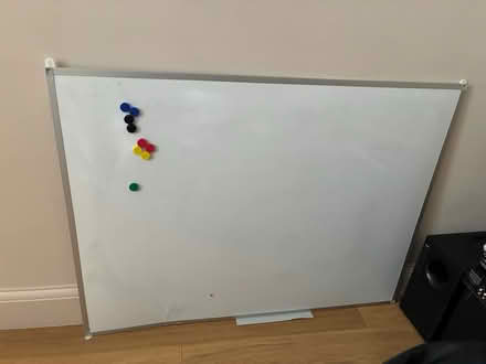 Photo of free Whiteboard (Whyteleafe, CR3) #1