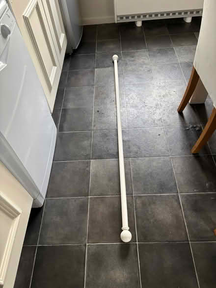 Photo of free Wooden curtain pole (Dinder BA5) #1