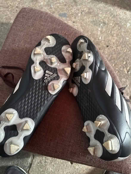 Photo of free Size 8 Adidas Football Boots (DA11) #4