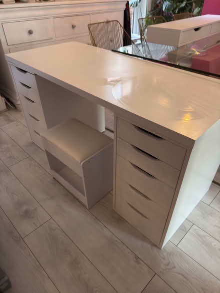 Photo of free Ikea desk/ dressing table (Craven Road CV21) #1