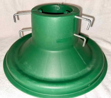 Photo of free Green Plastic Tree Stand (West San Jose 95128) #2