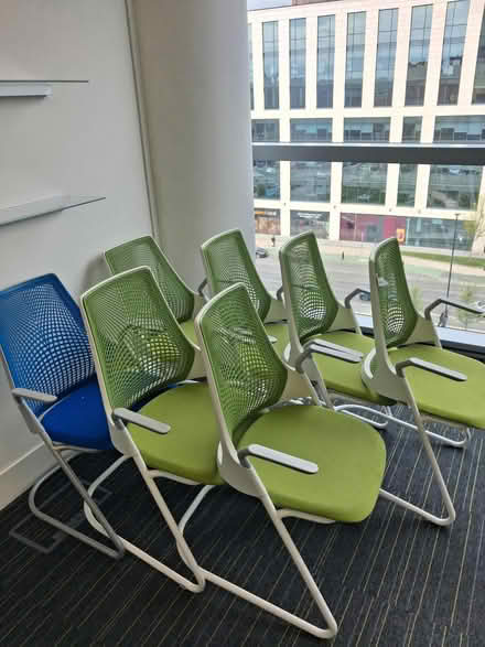 Photo of free chairs (Leeds City Centre LS1) #1