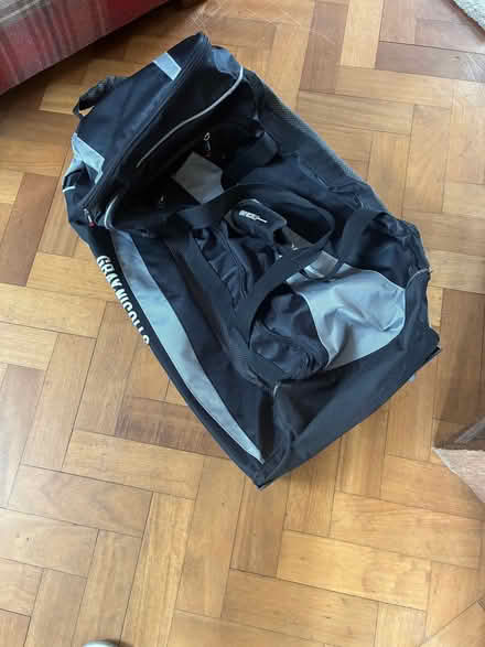 Photo of free Cricket bag (Beaconsfield HP9) #1