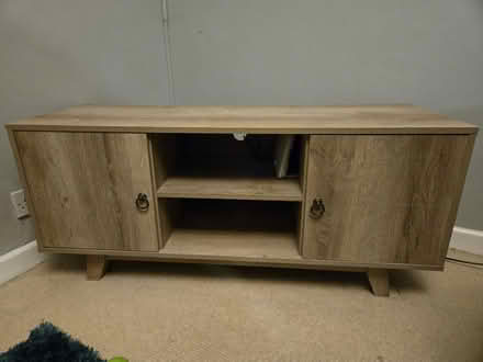 Photo of free TV unit (Banstead, SM7 2) #1
