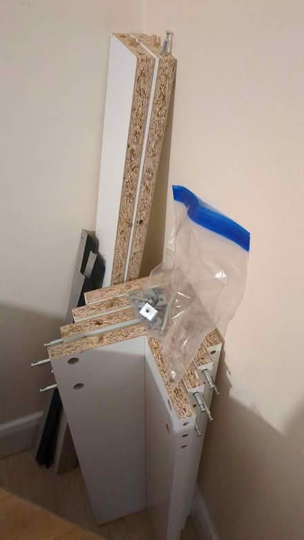 Photo of free White table (Dublin) #2