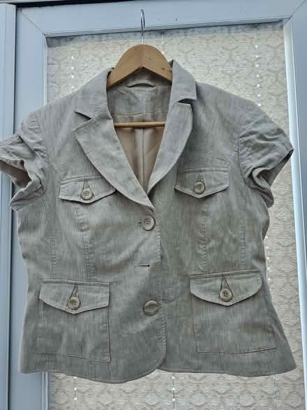 Photo of free Stone colour jacket (Lower Morden SM3) #1