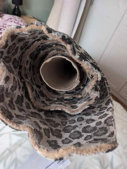 Photo of free Black and grey carpet (Barton-in-Fabis CP NG11) #2