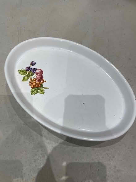 Photo of free 4 steak plates (Sele Farm SG14) #1