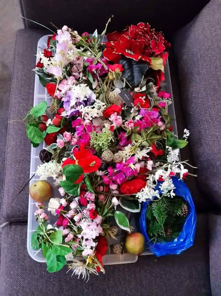 Photo of free Artificial flowers and foliage (Woodseats S8) #2