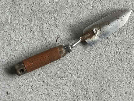 Photo of free Garden trowel (wooden handle) (Nr Fresh Pond & Mt Auburn Cem.) #1