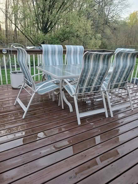 Photo of free Telescope Casual Patio Dining Set (Located in Mullica Hill) #3