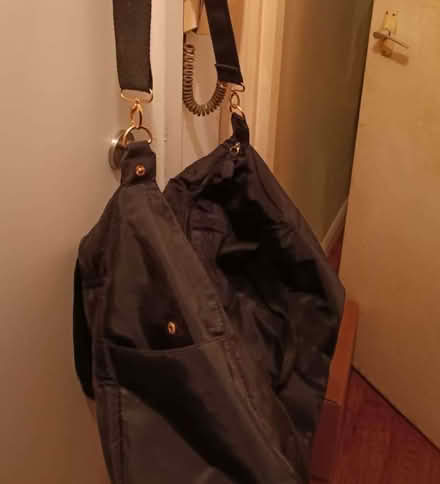Photo of free Travel bag with shoulder strap (Montpelier Road area BN1) #2