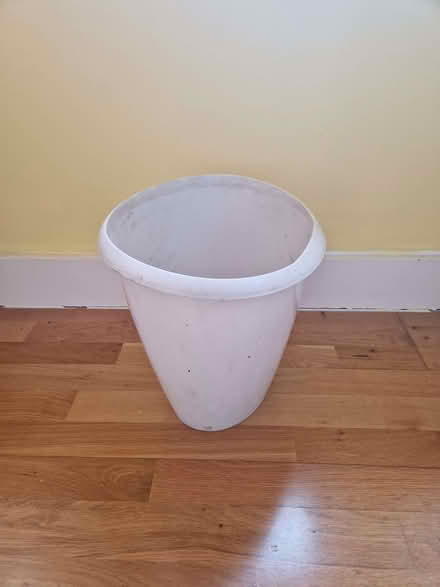 Photo of free Plastic bucket (Oxford OX4) #1