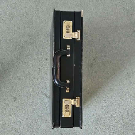 Photo of free Black leather attache case, expanding (Elmstead BR7) #4