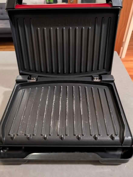 Photo of free George Foreman Grill (Elizabeth Gate TW8) #2