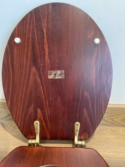 Photo of free Mahogany wood loo seat! (St Albans AL3) #2