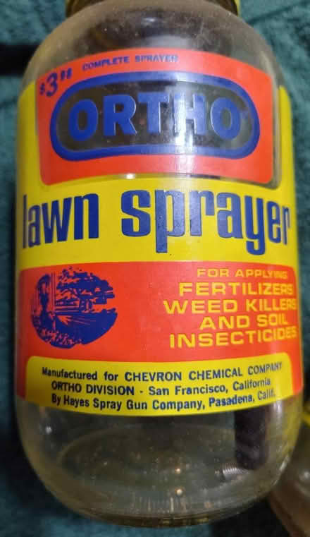 Photo of free Ortho glass lawn sprayer bottles (Saugus) #3