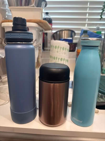 Photo of free 3 thermos containers (Leighton Buzzard LU7) #1