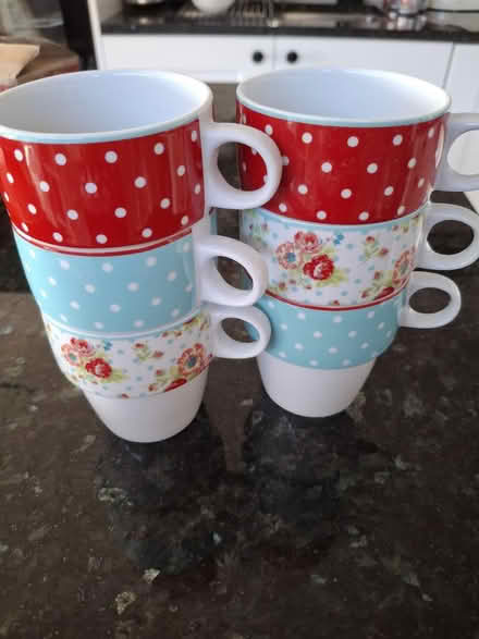 Photo of free 6 stacking mugs (Hastings TN34) #1