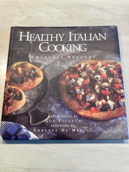 Photo of free italian vegetarian cookbook (leslieville/little india) #1