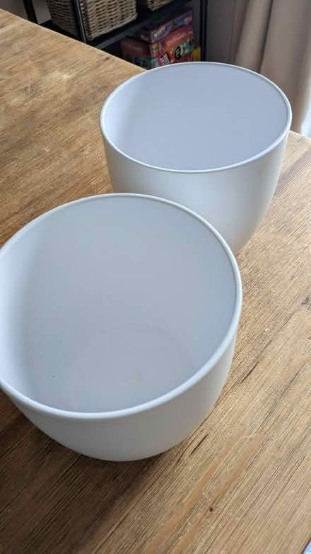 Photo of free 2 white pots (Old Woking GU22) #1