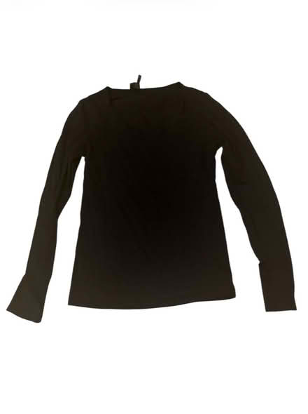 Photo of free Woman’s Longsleeve Top (Brooklyn Storage) #1