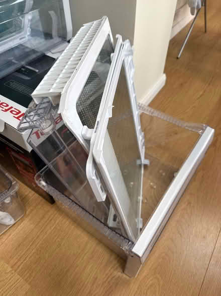 Photo of free Spare parts for Samsung American Fridge Freezer. (Marshalswick AL4) #2