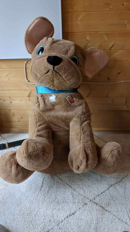 Photo of free Large inflatable furry dog toy (Worcester Park KT4) #1