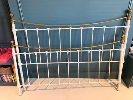 Photo of free Super King sized metal bedframe (Balham SW12) #1
