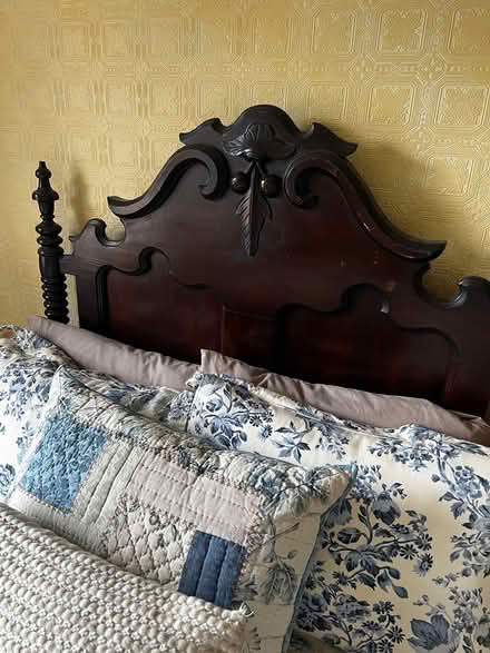 Photo of free Antique bed (Target, Eagleview Blvd, Exton) #1