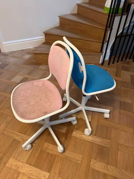 Photo of free kids desk chairs (Hampstead) #1