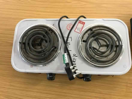 Photo of free BROKEN hot plates (2x) (Possil Parlk / Parkhouse G22) #2