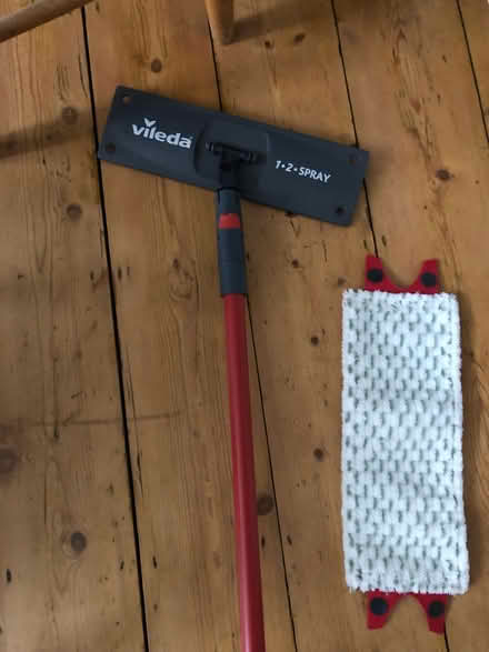 Photo of free Vileda floor spray mop with attachment (Bear Flat BA2) #2