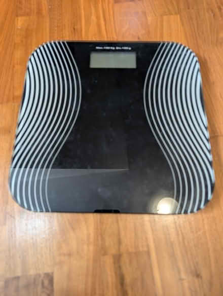 Photo of free Bathroom scales (Elizabeth Gate TW8) #1