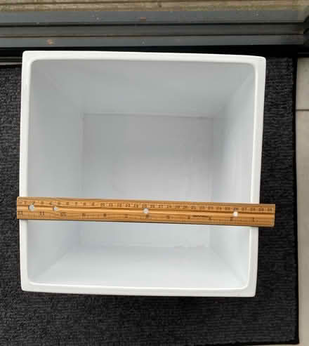 Photo of free White indoor plant pot (Jenny Lind G46) #2