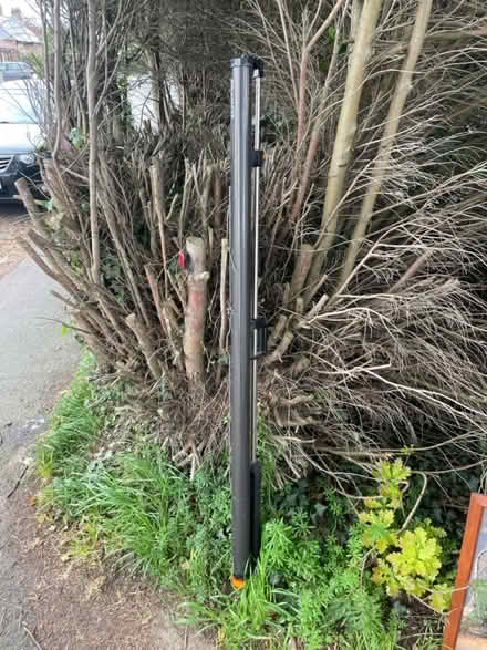 Photo of free Projector screen (AL2 / SG6) #1