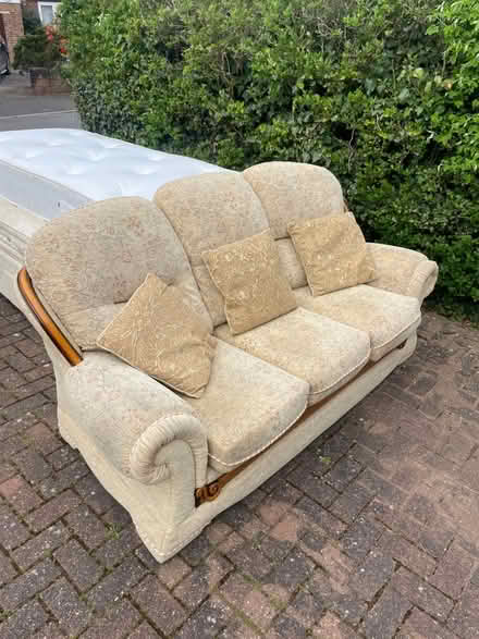 Photo of free Couch (AL2 / SG6) #1