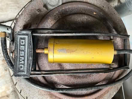 Photo of free Foot Tyre pump (Shirley, Croydon) #2